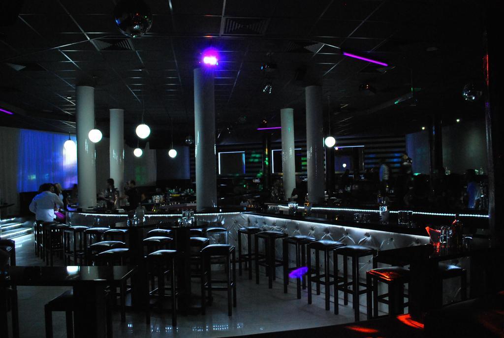 Iceberg Hotel Borowec Zewnętrze zdjęcie